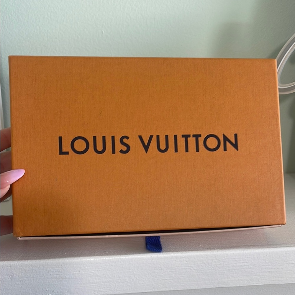 Louis Vuitton Box - Picture 1 of 8